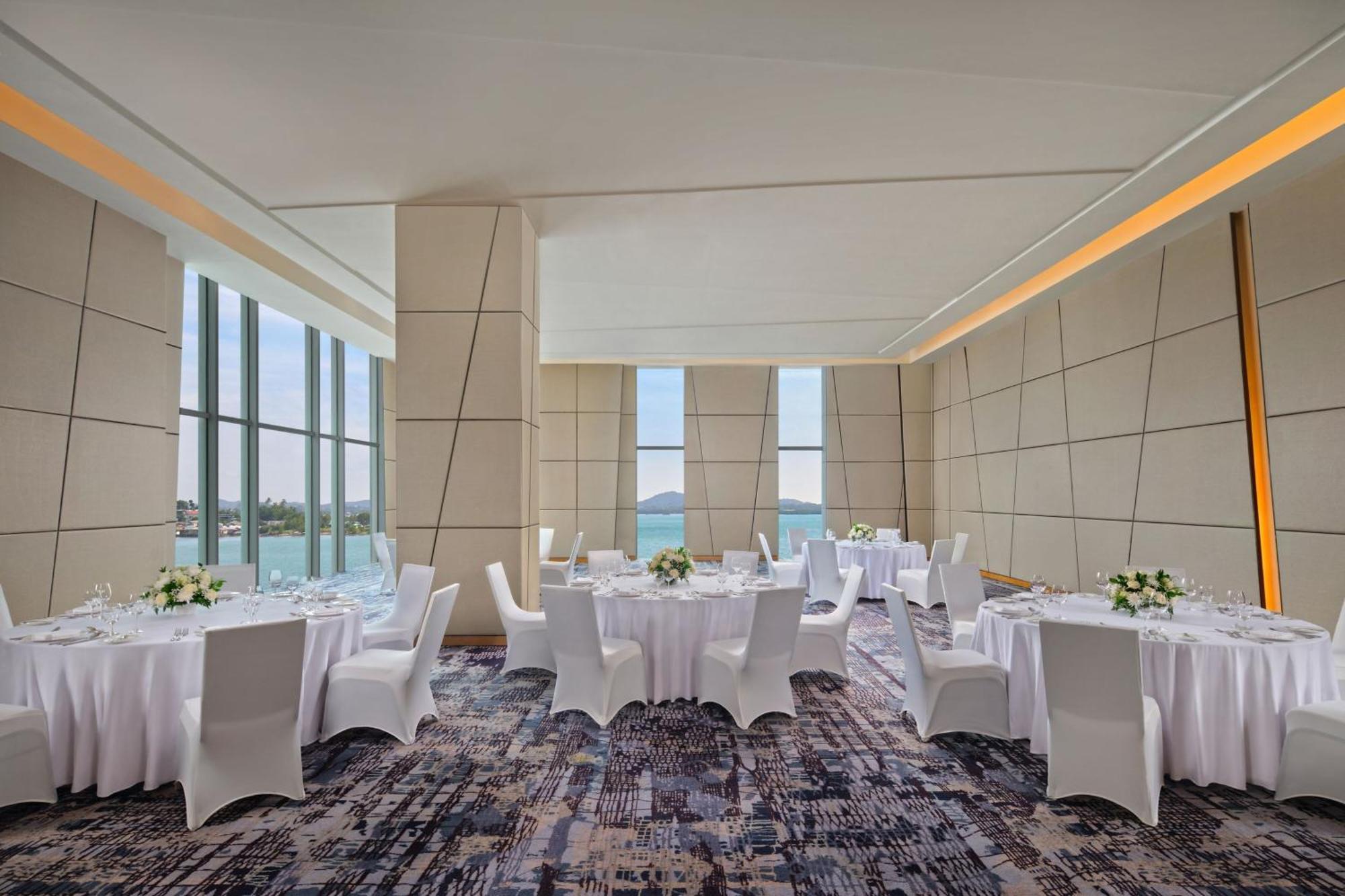 Batam Marriott Hotel Harbour Bay Nagoya Exterior foto